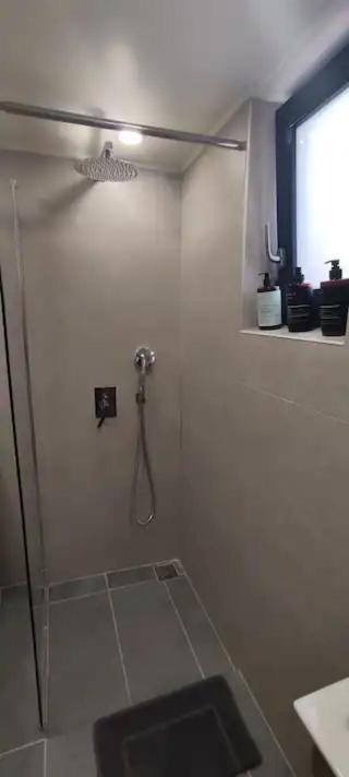 伊兹拉Oros Eros公寓 外观 照片